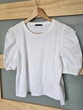 Zara White Puff Sleeve Cotton Top